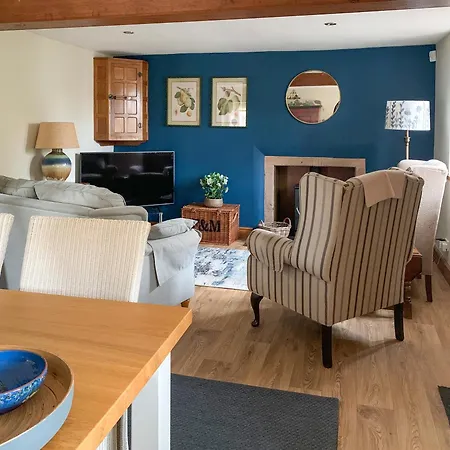 The Mains Дом отдыха Keldhead